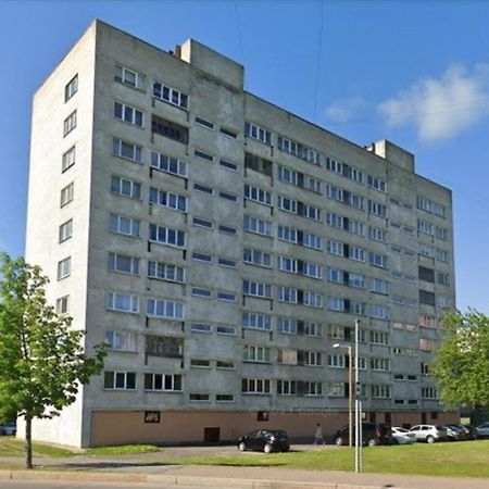 Hero Avenue Apartment Нарва Екстер'єр фото